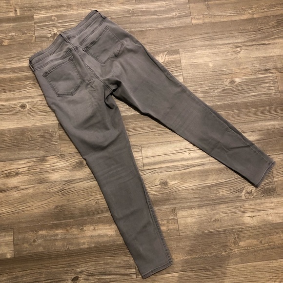 Old Navy Mid-rise Rockstar Jeans - Picture 2 of 5